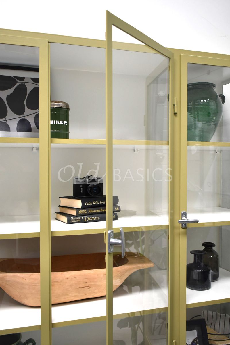 Detail van Apothekerskast Demi, 3 deuren, RAL1020, geel, groen, materiaal staal